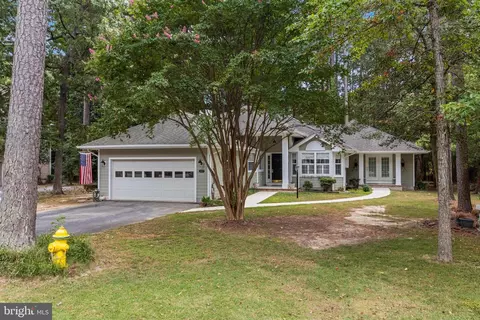 Exterior - 11265 Lord Baltimore Dr, Swan Point, MD 20645 photo 2 of 6