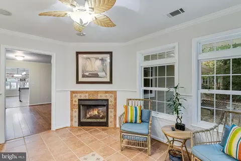 Living - 11265 Lord Baltimore Dr, Swan Point, MD 20645 photo 3 of 9