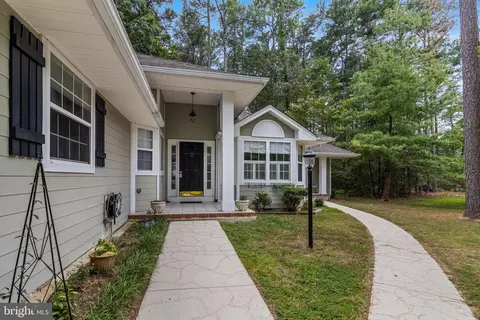 11265 Lord Baltimore Dr, Swan Point, MD 20645