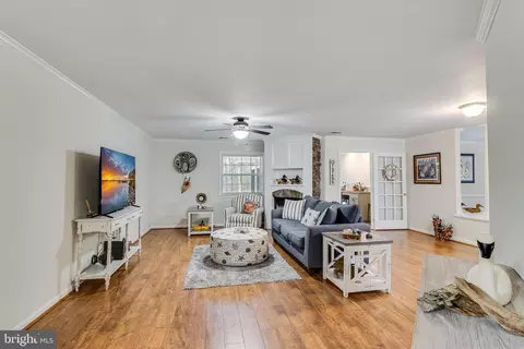 Living - 11265 Lord Baltimore Dr, Swan Point, MD 20645 photo 7 of 9