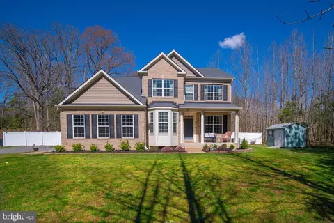 6843 Barlowe Ct, Hughesville, MD 20637