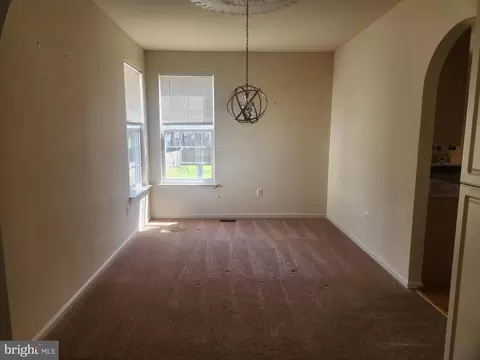 2330 Progress Ct, Waldorf, MD 20601 photo 5