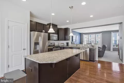 Kitchen - 3545 Pipestone Pl, Waldorf, MD 20601 photo 3 of 4