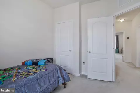 Bedroom - 3545 Pipestone Pl, Waldorf, MD 20601 photo 6 of 8
