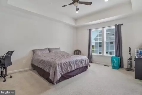 Bedroom - 3545 Pipestone Pl, Waldorf, MD 20601 photo 2 of 8