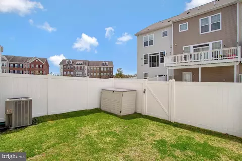 Exterior - 3545 Pipestone Pl, Waldorf, MD 20601 photo 2 of 3