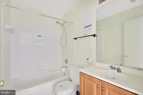 Bath - 2962 E Pintail Pl, Waldorf, MD 20603 photo 6 of 6