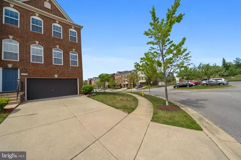 11755 Palm Desert Pl, Waldorf, MD 20602