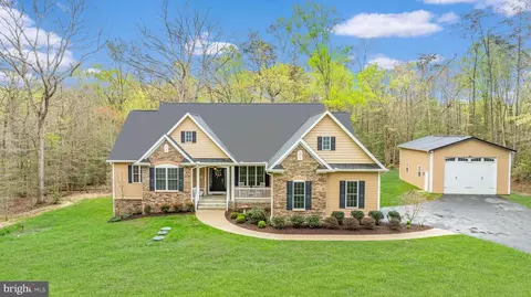 9716 Castaway Pl, Bel Alton, MD 20611