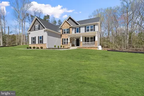 14220 Gioia Pl, Hughesville, MD 20637