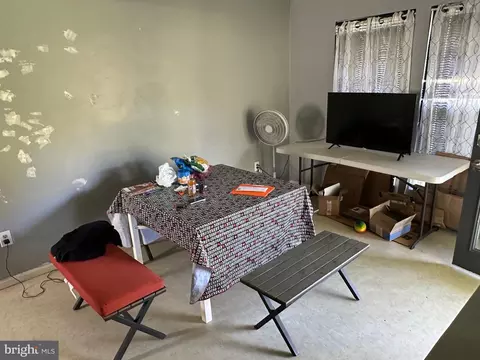 Bedroom - 15975 Meandering Dr, Brandywine, MD 20613 photo 1 of 2