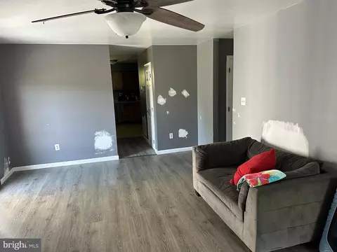 Living - 15975 Meandering Dr, Brandywine, MD 20613 photo 2 of 2