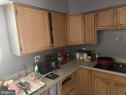 Kitchen - 15975 Meandering Dr, Brandywine, MD 20613 photo 4 of 4