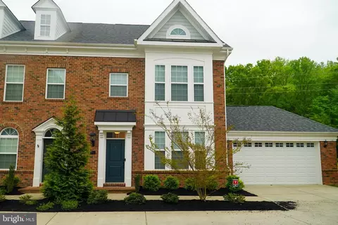256 Buckeye Cir, La Plata, MD 20646