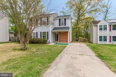 6518 Alopex Ct, Waldorf, MD 20603