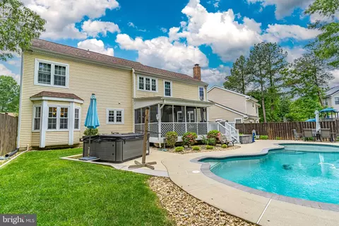 6182 Humpback Whale Ct, Waldorf, MD 20603