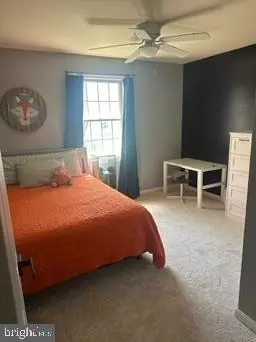 Bedroom - 5501 Flounder Ct E, Waldorf, MD 20603 photo 6 of 8