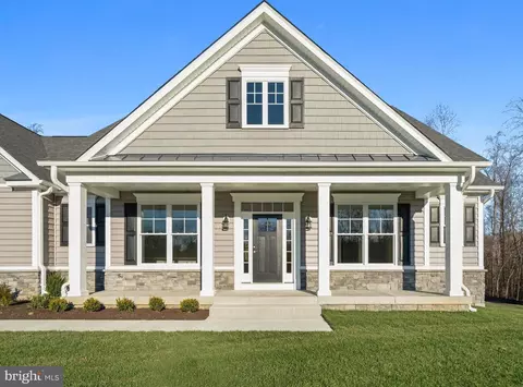 5811 Allerdale Ct, Hughesville, MD 20637