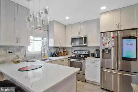 4407 Eagle Ct, Waldorf, MD 20603 photo 3