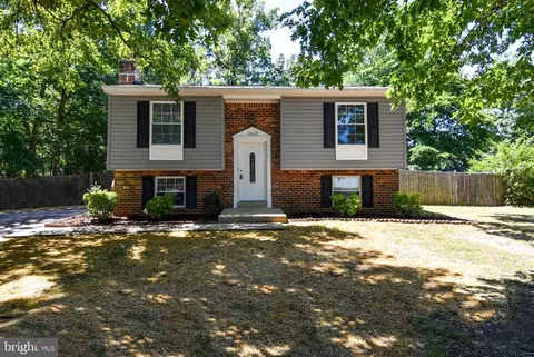 12623 Council Oak Dr, Waldorf, MD 20601
