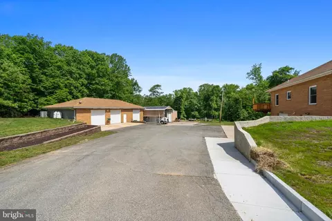 Exterior - 2715 B Mcdaniel Rd, Waldorf, MD 20603 photo 15 of 21