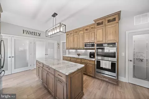 Kitchen - 2715 B Mcdaniel Rd, Waldorf, MD 20603 photo 3 of 8