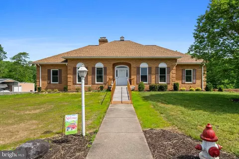 Exterior - 2715 B Mcdaniel Rd, Waldorf, MD 20603 photo 1 of 21