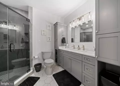 Bath - 2715 B Mcdaniel Rd, Waldorf, MD 20603 photo 1 of 6