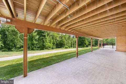 Exterior - 2715 B Mcdaniel Rd, Waldorf, MD 20603 photo 7 of 21