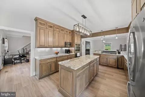 Kitchen - 2715 B Mcdaniel Rd, Waldorf, MD 20603 photo 5 of 8