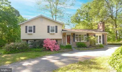 14217 Burnt Store Rd, Hughesville, MD 20637