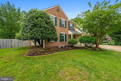 2510 Green Pine Ct, Waldorf, MD 20601