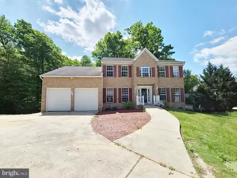 2472 Kenbrook Ct, Waldorf, MD 20603