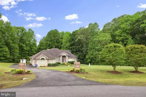 13125 Zekiah Dr, Waldorf, MD 20601