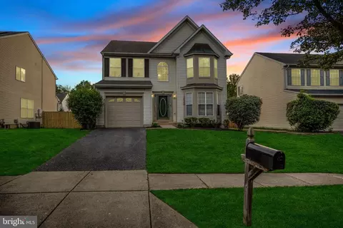10398 Cassidy Ct, Waldorf, MD 20601