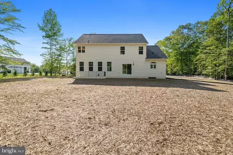 7986 Benjamin Stoddert Ct, La Plata, MD 20646 photo 8