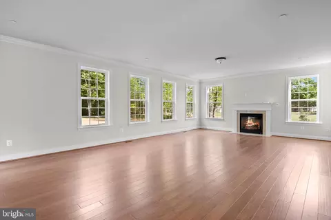 7986 Benjamin Stoddert Ct, La Plata, MD 20646 photo 19