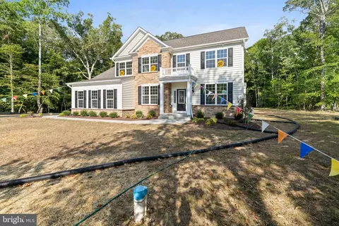 7986 Benjamin Stoddert Ct, La Plata, MD 20646 photo 4