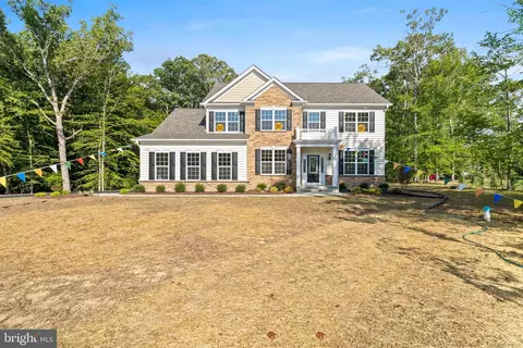 7986 Benjamin Stoddert Ct, La Plata, MD 20646 photo 3