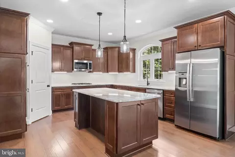 7986 Benjamin Stoddert Ct, La Plata, MD 20646 photo 25