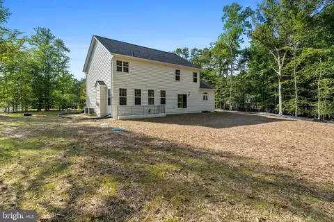 7986 Benjamin Stoddert Ct, La Plata, MD 20646 photo 7