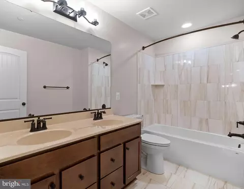 7986 Benjamin Stoddert Ct, La Plata, MD 20646 photo 50