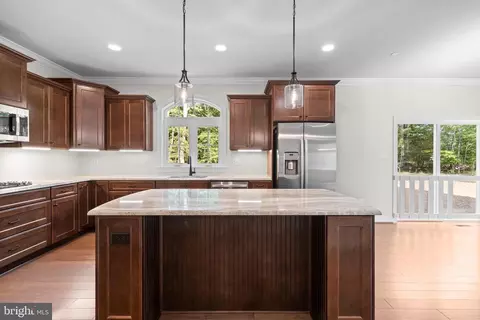 7986 Benjamin Stoddert Ct, La Plata, MD 20646 photo 29