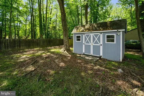 Exterior - 11571 Lantern Ln, Waldorf, MD 20601 photo 14 of 15
