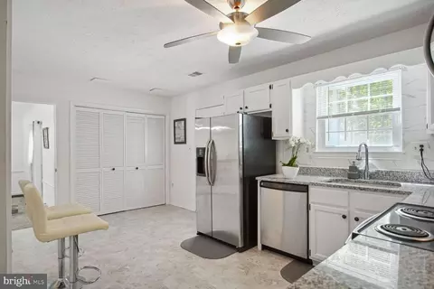 Other - 11571 Lantern Ln, Waldorf, MD 20601 photo 6 of 11