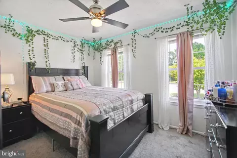 Bedroom - 11571 Lantern Ln, Waldorf, MD 20601 photo 5 of 13