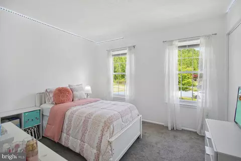 Bedroom - 11571 Lantern Ln, Waldorf, MD 20601 photo 1 of 13