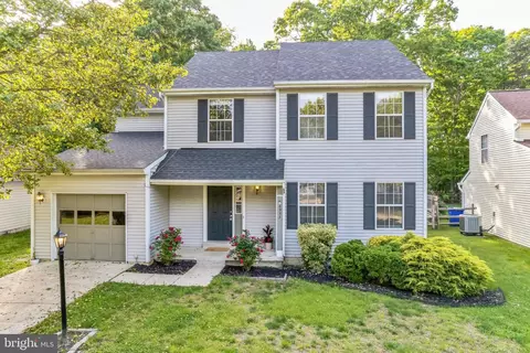 6953 Cony Ct, Waldorf, MD 20603