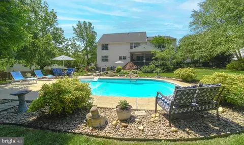 Exterior - 1205 Cornwall Dr, La Plata, MD 20646 photo 9 of 15