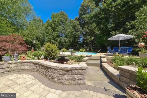 Exterior - 1205 Cornwall Dr, La Plata, MD 20646 photo 4 of 15